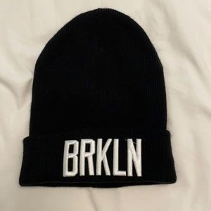 Aritzia La Notte BRKLN Toque
